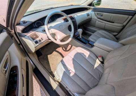 2001 Toyota Avalon XLS