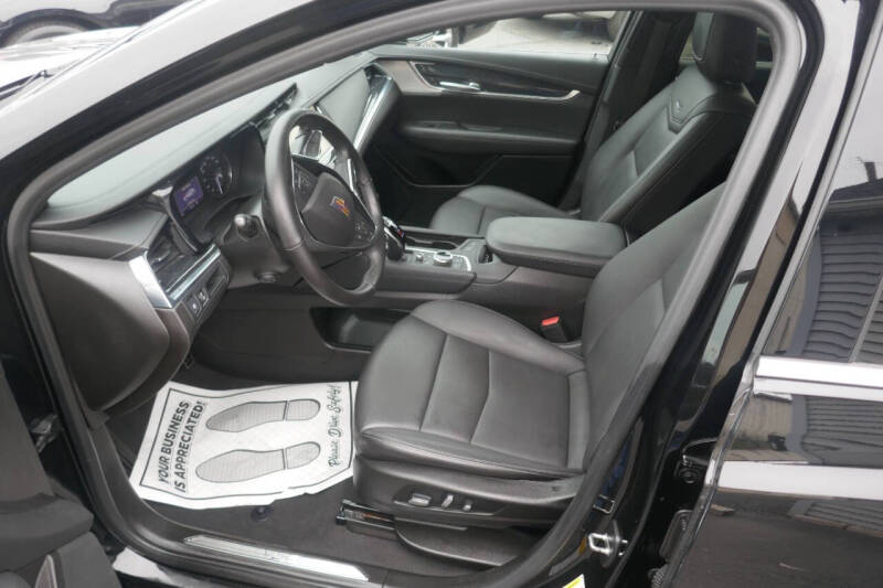2021 Cadillac XT5 Premium Luxury