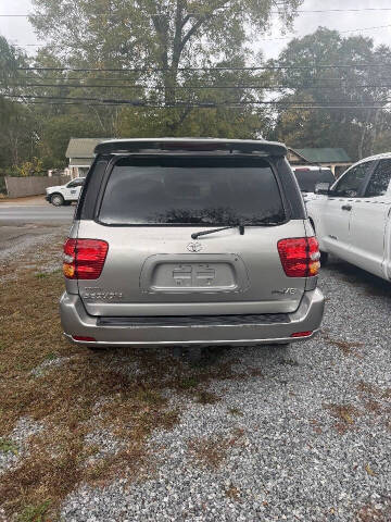 2003 Toyota Sequoia SR5