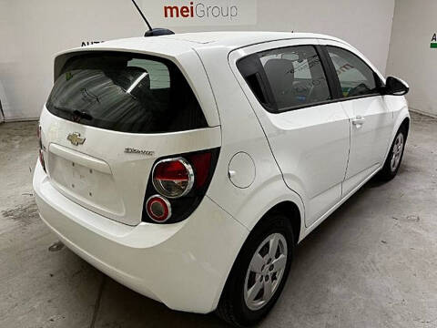 2016 Chevrolet Sonic LS Auto