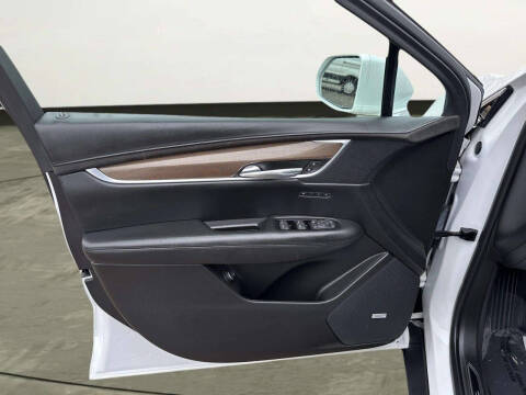 2017 Cadillac XT5 Platinum