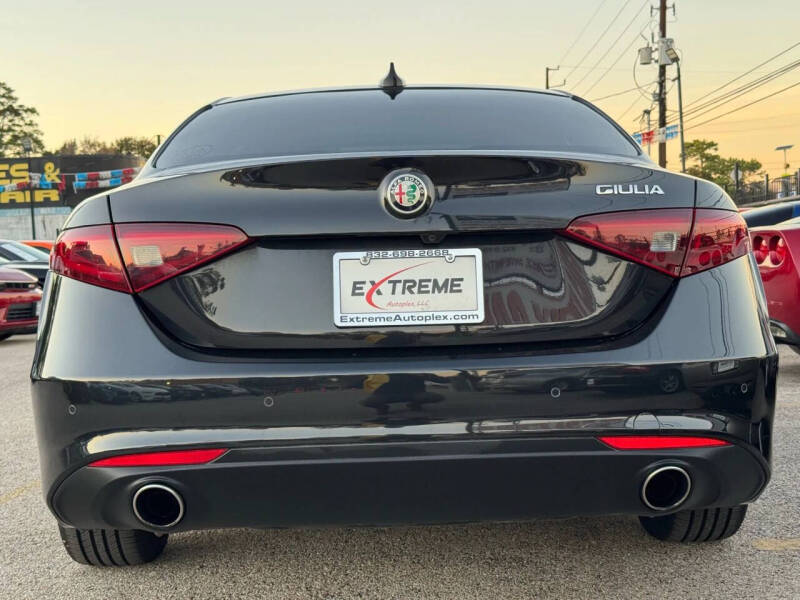 2018 Alfa Romeo Giulia Ti Lusso