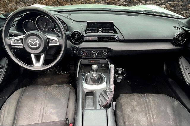 2016 Mazda MX-5 Miata Sport