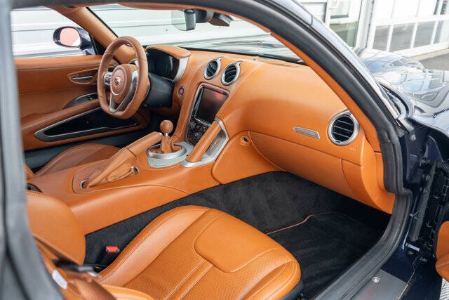 2013 Dodge SRT Viper 34