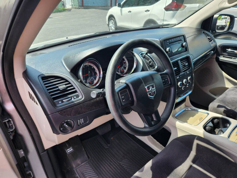 2014 Dodge Grand Caravan SXT