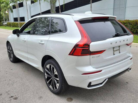 2026 Volvo XC60 B5 Plus
