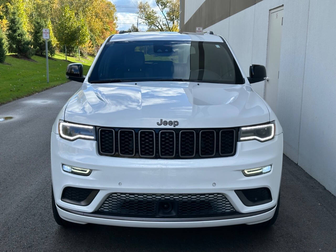 2020 Jeep Grand Cherokee for sale at Phoenix Motor Co in Romulus, MI