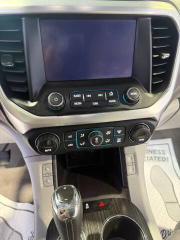 2017 GMC Acadia SLT-1