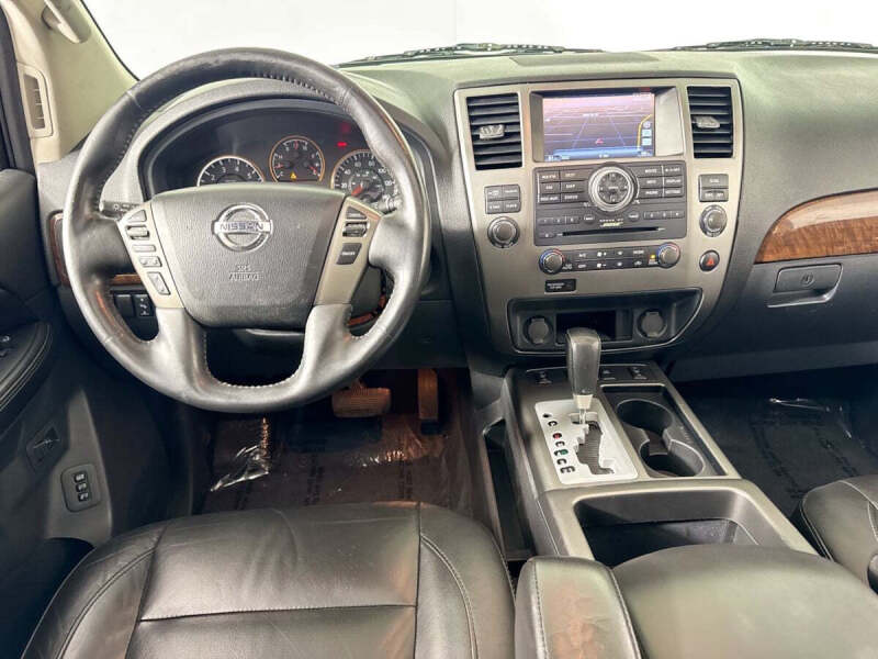 2014 Nissan Armada SV