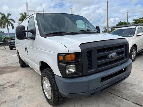 2013 Ford E-Series