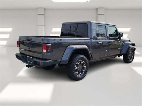 2024 Jeep Gladiator