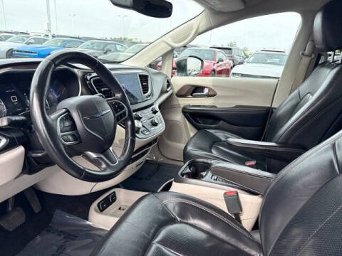 2018 Chrysler Pacifica Touring L Plus