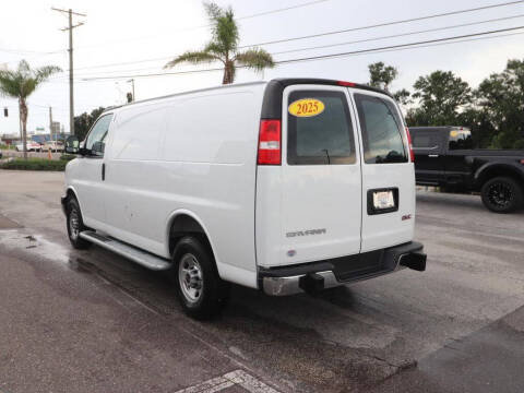 2025 GMC Savana 2500