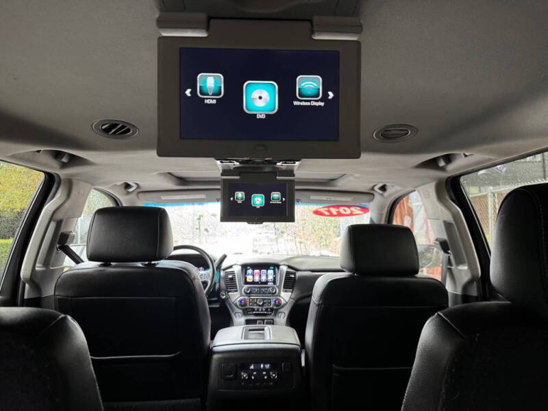 2017 Chevrolet Suburban LT