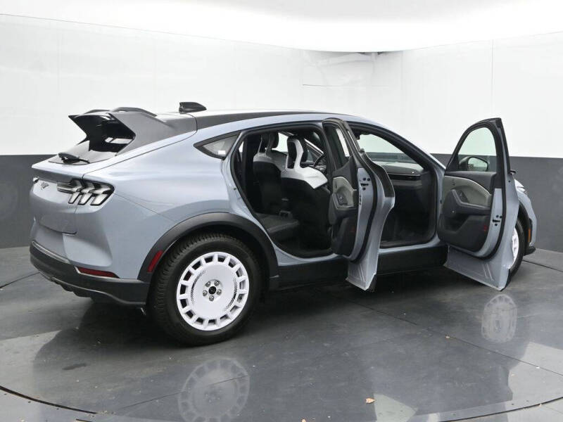 2025 Ford Mustang Mach-E GT