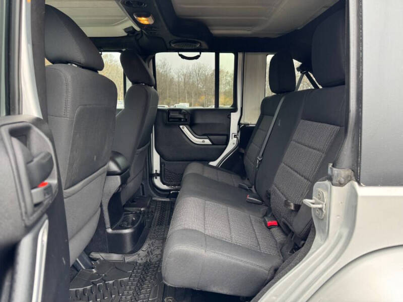 2012 Jeep Wrangler Unlimited Sahara