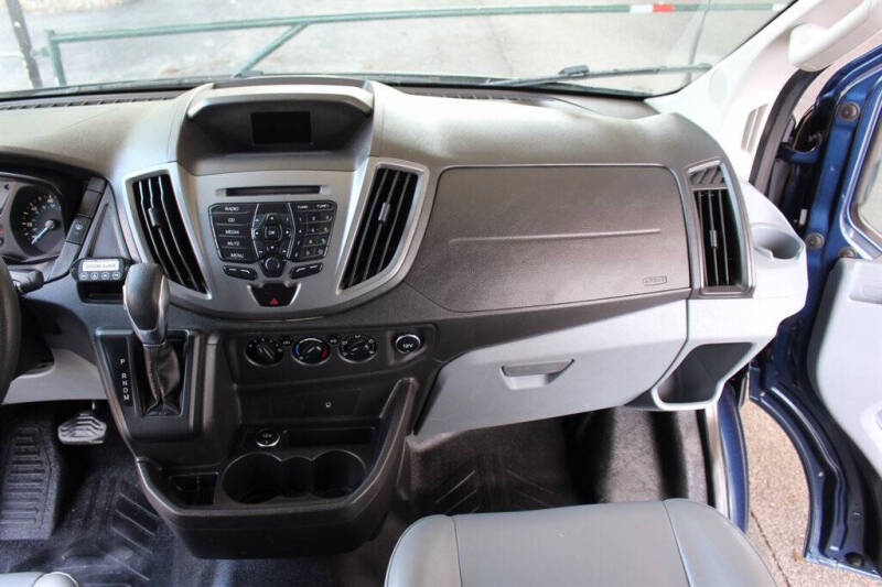2015 Ford Transit