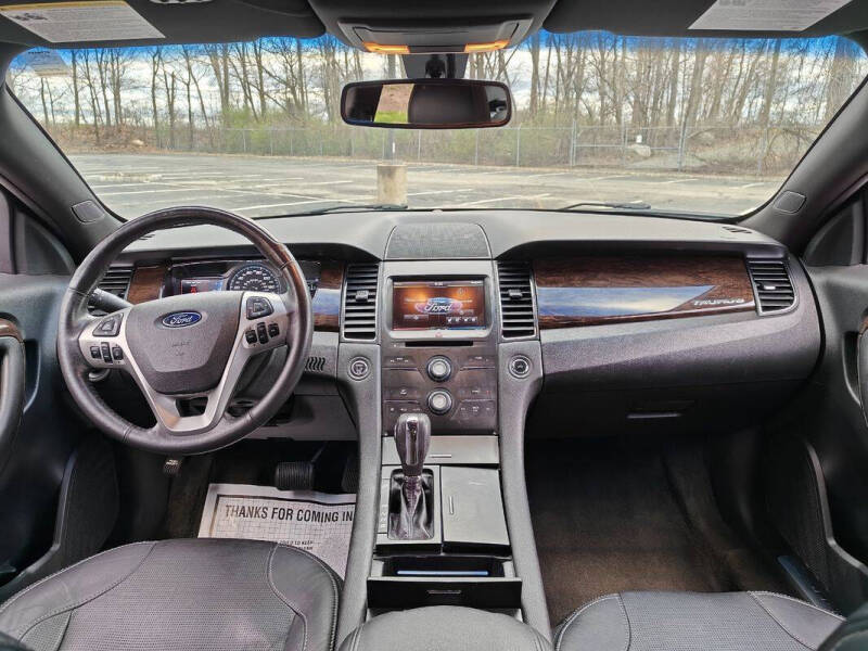 2014 Ford Taurus Limited