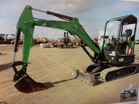 2014 Bobcat E32