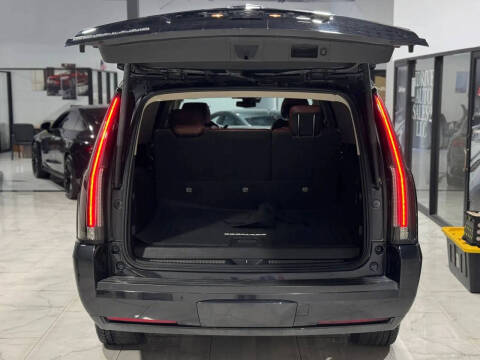 2019 Cadillac Escalade ESV Premium Luxury