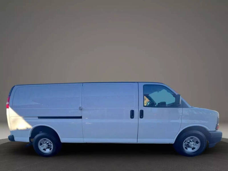 2017 Chevrolet Express 3500