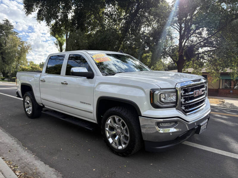 2017 GMC Sierra 1500 SLT's photo