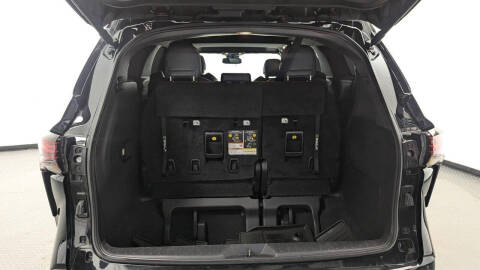2022 Toyota Sienna XSE 7-Passenger