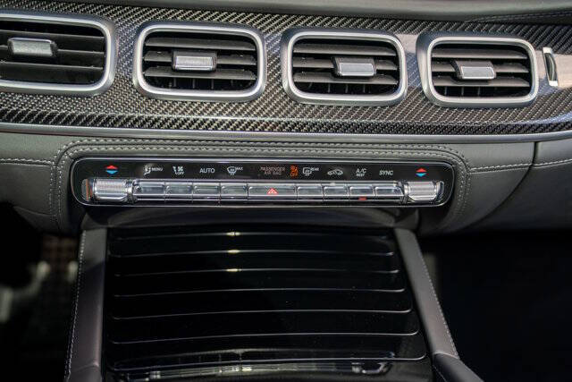 2021 Mercedes-Benz GLS 21