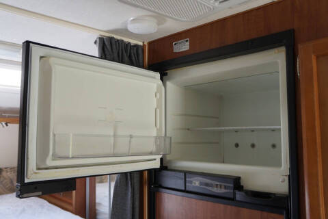 2008 Lance 992