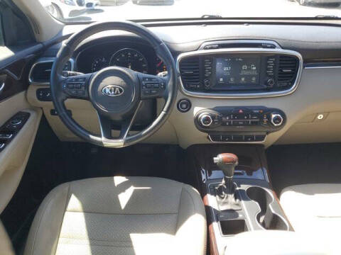 2017 Kia Sorento EX V6