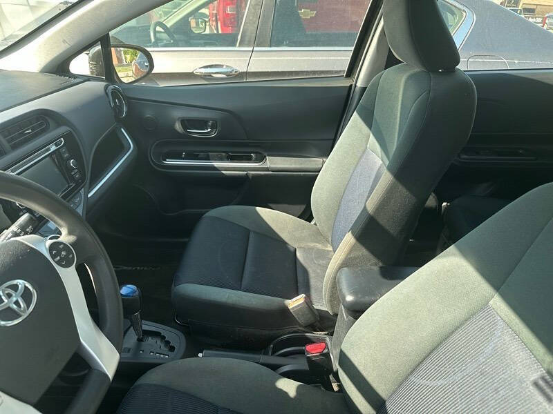 2015 Toyota Prius c One