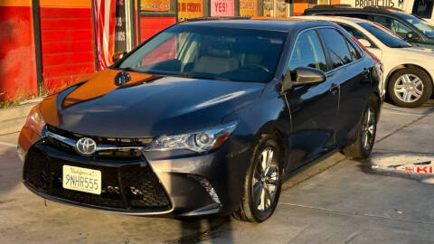 2017 Toyota Camry SE