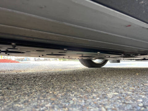 2005 Aston Martin V12 Vanquish S