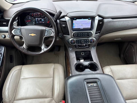 2019 Chevrolet Suburban LT