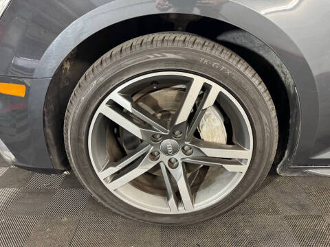 2017 Audi A4 2.0T quattro Premium Plus