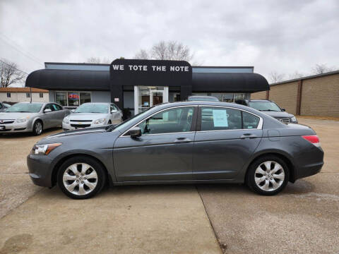 2008 Honda Accord for sale at First Choice Auto Sales in Moline IL