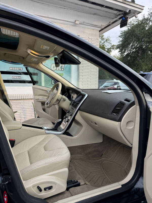 2013 Volvo XC60 3.2 Platinum