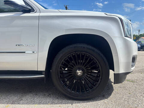 2016 GMC Yukon Denali