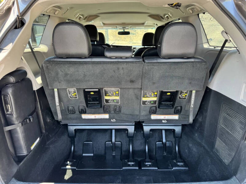 2017 Toyota Sienna