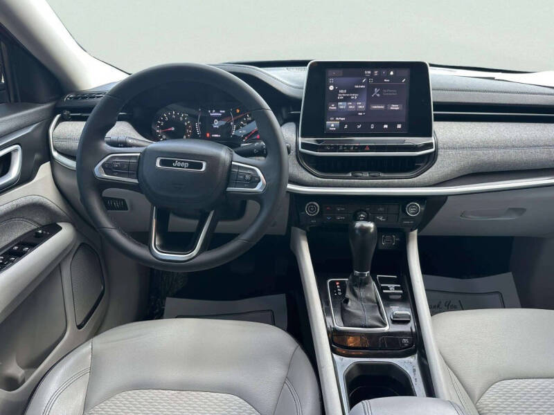 2022 Jeep Compass Altitude