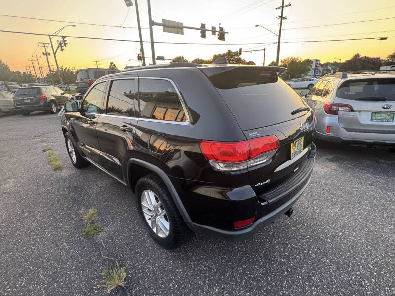 2017 Jeep Grand Cherokee Laredo