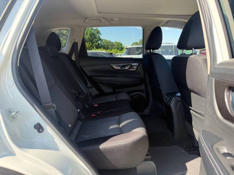 2018 Nissan Rogue SV