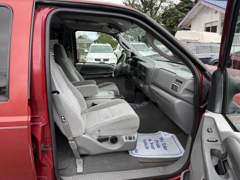 2004 Ford Excursion XLT