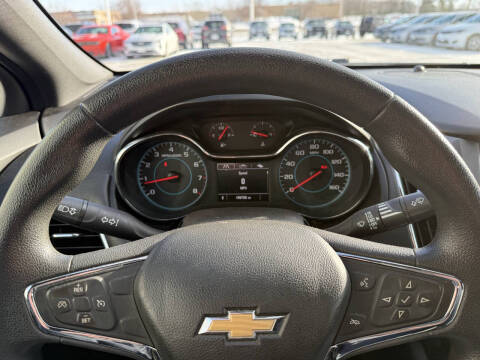 2017 Chevrolet Cruze LT Manual