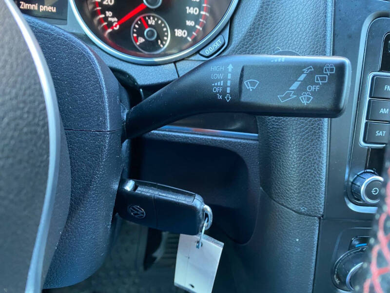 2013 Volkswagen GTI Base PZEV