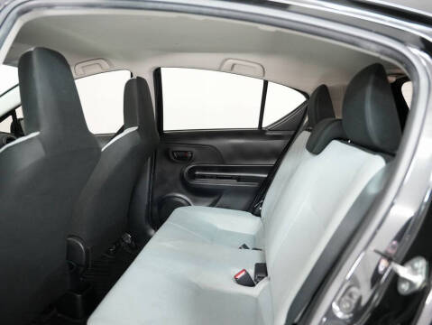 2015 Toyota Prius c One