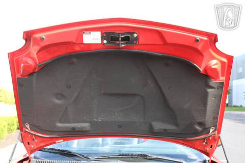 2002 Ford Thunderbird Deluxe