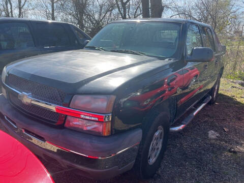 2004 Chevrolet Avalanche for sale at Wolff Auto Sales in Clarksville TN