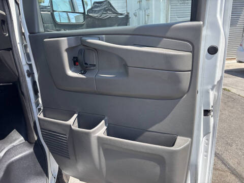 2013 Chevrolet Express 2500