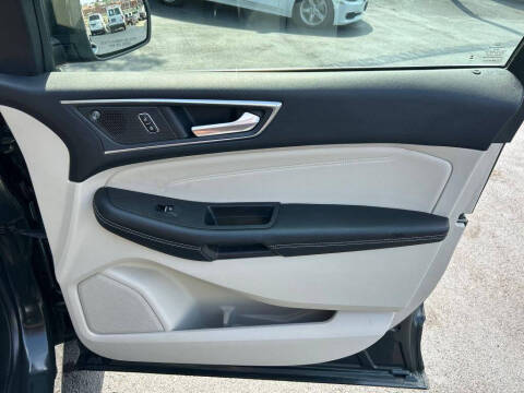 2023 Ford Edge Titanium